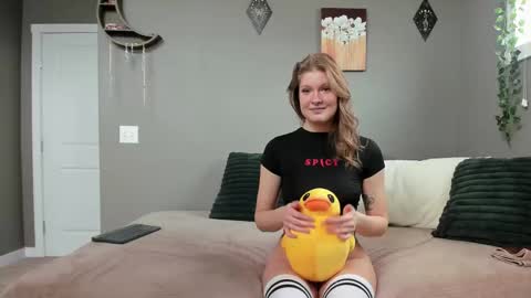 Marie and Tom online show from 03-03-25, 09:26