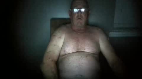 Snapshot of cumsalot55797187 chatting on 11-18-25, 04:17 cumsalot55797187 online show from 11-18-25, 04:17