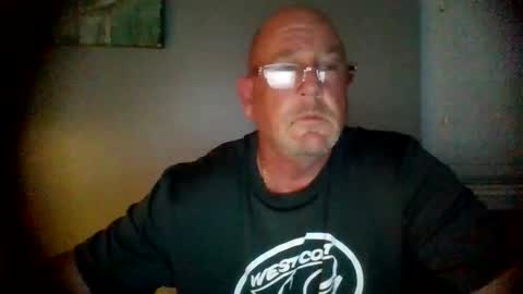 Snapshot of cumsalot55797187 chatting on 11-30-25, 02:48 cumsalot55797187 online show from 11-30-25, 02:48