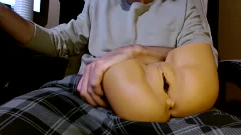 Snapshot of cumshard35 chatting on 11-20-25, 10:09 cumshard35 online show from 11-20-25, 10:09