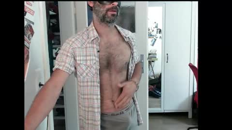 Snapshot of cumshow_x chatting on 09-16-25, 11:33 Cumshow online show from 09-16-25, 11:33