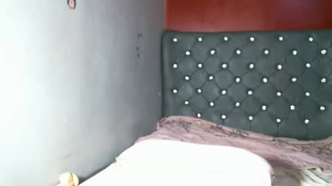 Snapshot of cumslayer19 chatting on 09-29-25, 09:30 Shiiro online show from 09-29-25, 09:30