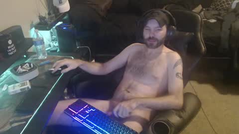 Snapshot of cumslinger2003 chatting on 12-07-24, 05:37 cumslinger2003 online show from 12-07-24, 05:37