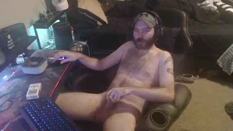 Snapshot of cumslinger2003 chatting on 01-10-25, 12:26 cumslinger2003 online show from 01-10-25, 12:26