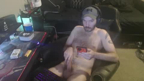 Snapshot of cumslinger2003 chatting on 02-05-25, 11:06 cumslinger2003 online show from 02-05-25, 11:06