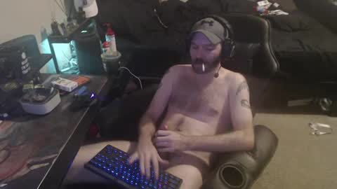 Snapshot of cumslinger2003 chatting on 02-13-25, 01:15 cumslinger2003 online show from 02-13-25, 01:15