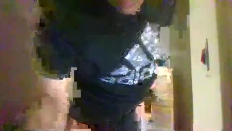 Snapshot of cumsterbator chatting on 12-22-25, 07:38 cumsterbator online show from 12-22-25, 07:38