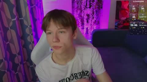 cumte_boy online show from 06-08-26, 04:35