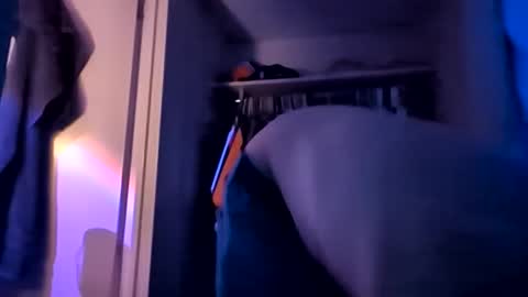 Snapshot of cumupxxx chatting on 11-08-25, 11:54 cumupxxx online show from 11-08-25, 11:54