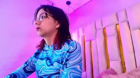 Snapshot of cuore_kazx chatting on 07-30-26, 11:31 Kazx online show from 07-30-26, 11:31