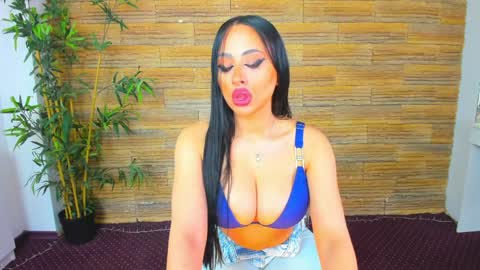 cupcake_izzy online show from 04-07-26, 04:35