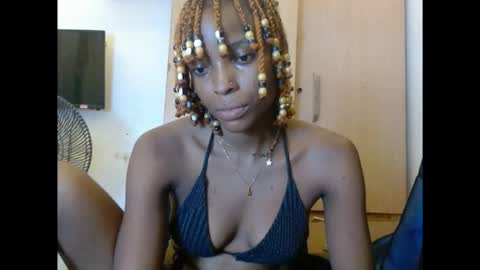 cupidxdoll online show from 03-25-26, 10:38