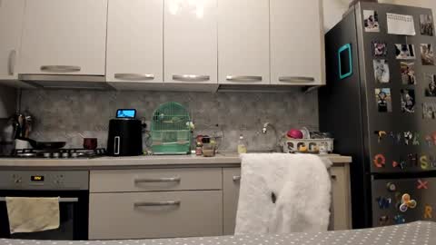 maria  alex online show from 01-28-25, 03:36