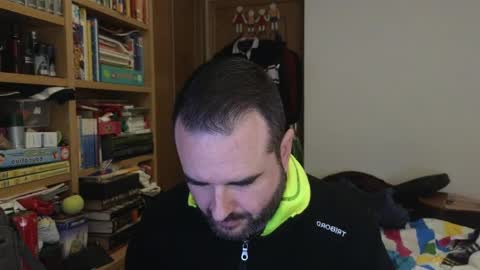 curiosillo1983 online show from 04-03-26, 08:45