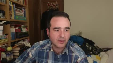 curiosillo1983 online show from 04-20-26, 02:31