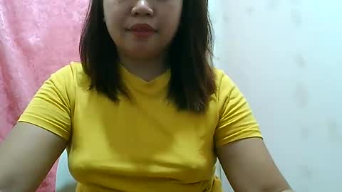 curious_girl247 online show from 02-23-25, 05:12