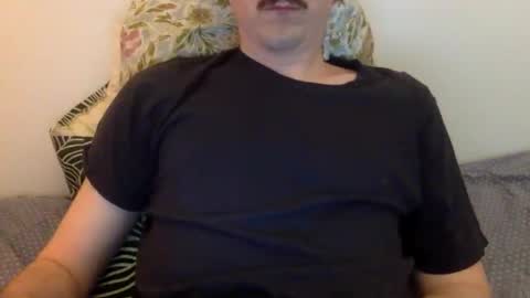 Snapshot of curiousarthurx chatting on 03-31-26, 03:23 Art online show from 03-31-26, 03:23