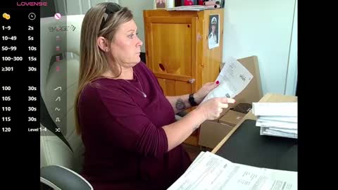 Snapshot of curiouscouple3143 chatting on 02-20-25, 05:29 curious couple online show from 02-20-25, 05:29