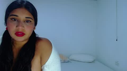 Snapshot of curiuscouplehot chatting on 03-06-26, 09:17 Pablo and emma online show from 03-06-26, 09:17