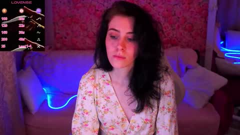 Snapshot of curleyblueeyes chatting on 03-24-26, 02:44 curleyblueeyes online show from 03-24-26, 02:44