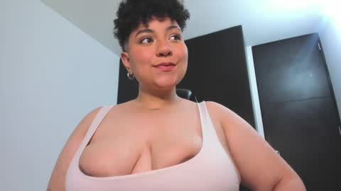 Bruna  online show from 01-16-25, 03:34