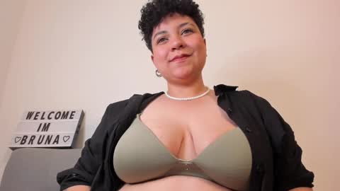 Bruna  online show from 02-08-25, 05:08