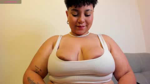 Bruna  online show from 03-02-25, 03:02