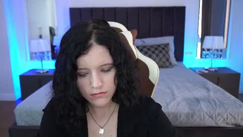 curly_cleo online show from 08-04-26, 07:55