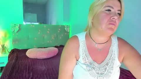 CurlyDreams online show from 07-23-26, 12:03