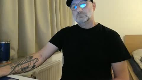 Snapshot of curman85 chatting on 01-15-26, 11:30 Curman85 online show from 01-15-26, 11:30