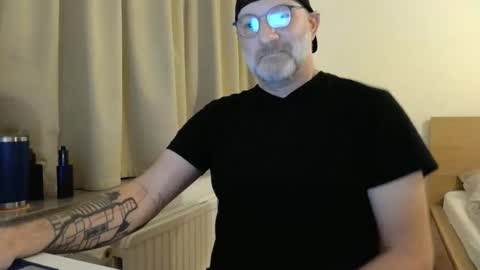 Snapshot of curman85 chatting on 02-01-26, 11:47 Curman85 online show from 02-01-26, 11:47