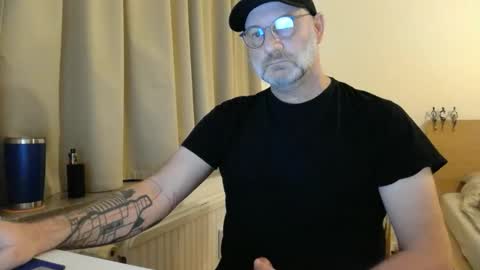 Snapshot of curman85 chatting on 03-02-26, 11:44 Curman85 online show from 03-02-26, 11:44