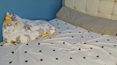 Snapshot of curvey_queen chatting on 02-06-26, 01:47 Lolah online show from 02-06-26, 01:47