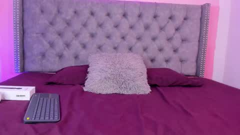 curvy_bigass18 online show from 02-10-26, 10:58