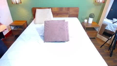 Danna online show from 01-15-25, 08:05