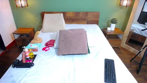 Danna online show from 01-18-25, 07:15