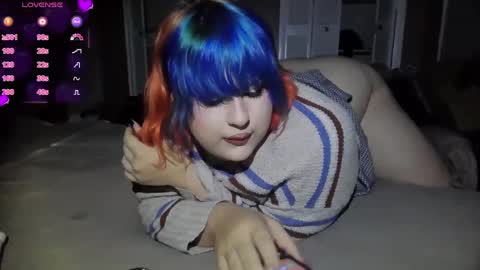 Snapshot of curvygothfemboy chatting on 12-08-24, 06:22 Curvygothfemboy online show from 12-08-24, 06:22