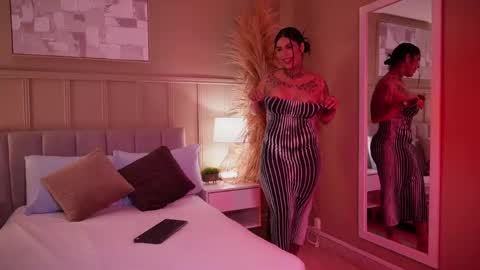 Snapshot of curvyliciouss chatting on 05-28-26, 06:49 Samantha online show from 05-28-26, 06:49