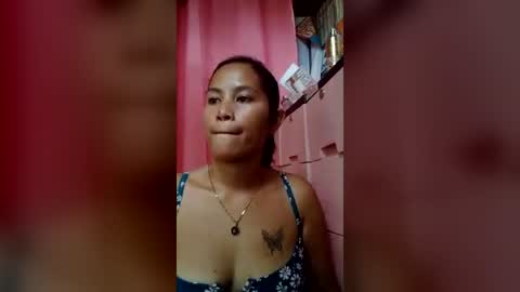 Snapshot of cute95pinay chatting on 07-20-26, 05:33 cute95pinay online show from 07-20-26, 05:33