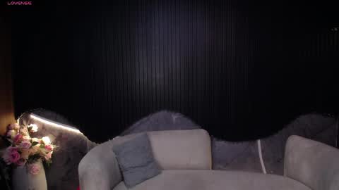 cute_angel_1 online show from 06-04-26, 03:23