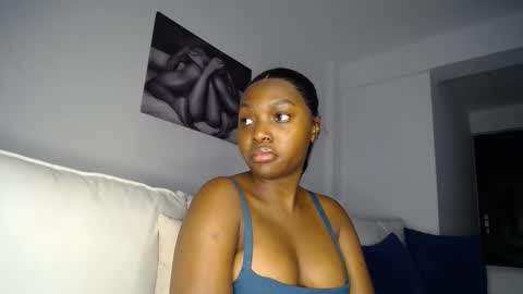 Snapshot of cute_ass18 chatting on 01-02-25, 03:48 Liya online show from 01-02-25, 03:48