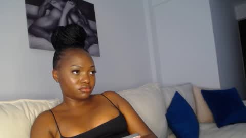 Snapshot of cute_ass18 chatting on 01-22-25, 08:51 Liya online show from 01-22-25, 08:51