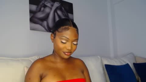 Snapshot of cute_ass18 chatting on 02-04-25, 08:02 Liya online show from 02-04-25, 08:02