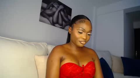 Snapshot of cute_ass18 chatting on 02-10-25, 08:09 Liya online show from 02-10-25, 08:09