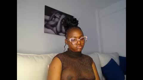 Snapshot of cute_ass18 chatting on 02-28-25, 01:58 Liya online show from 02-28-25, 01:58