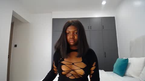 Liya online show from 02-12-26, 05:02