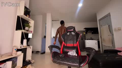 cute_boy_24cm online show from 09-13-25, 12:05