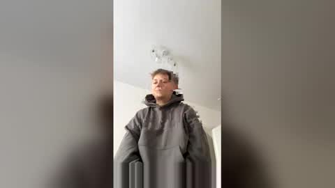 cute_dandy online show from 05-31-26, 04:47