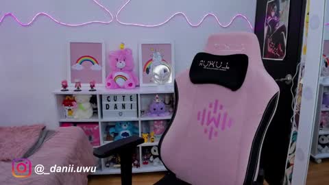 Dani  online show from 01-24-25, 12:52