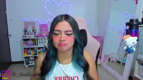 Snapshot of cute_dani__ chatting on 02-05-26, 08:19 Dani online show from 02-05-26, 08:19